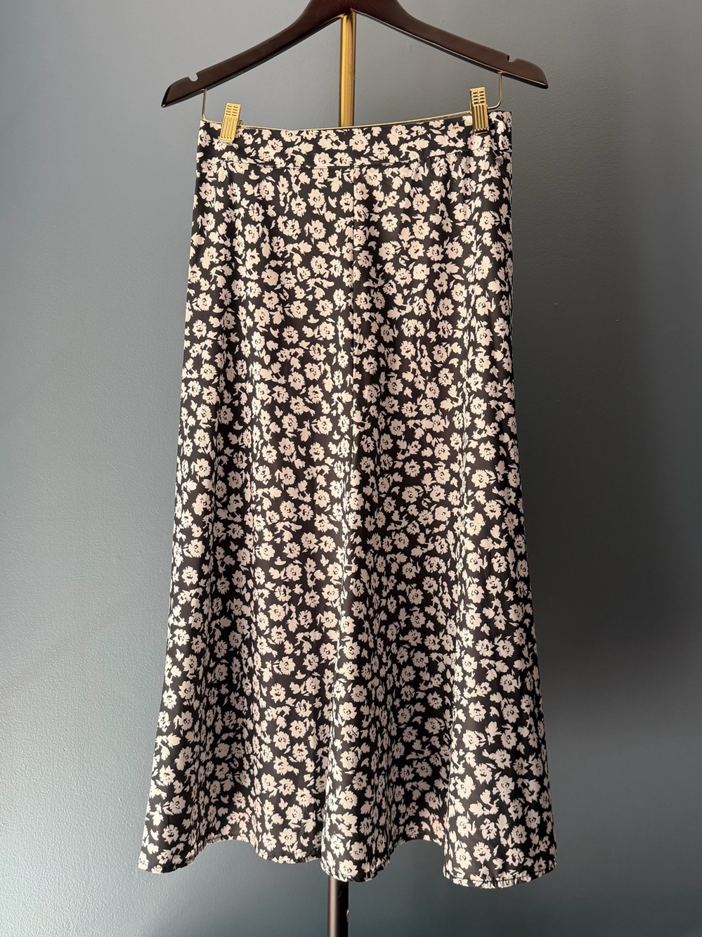 Zara Black Midi Skirt with Cream Floral Print